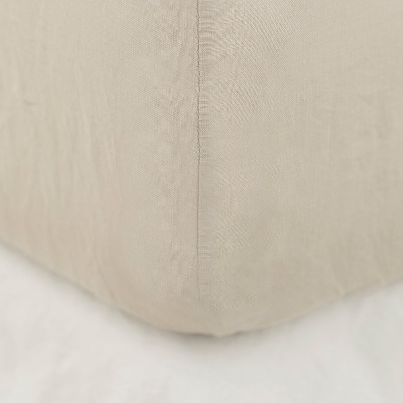 LINEN FITTED SHEET, STONE