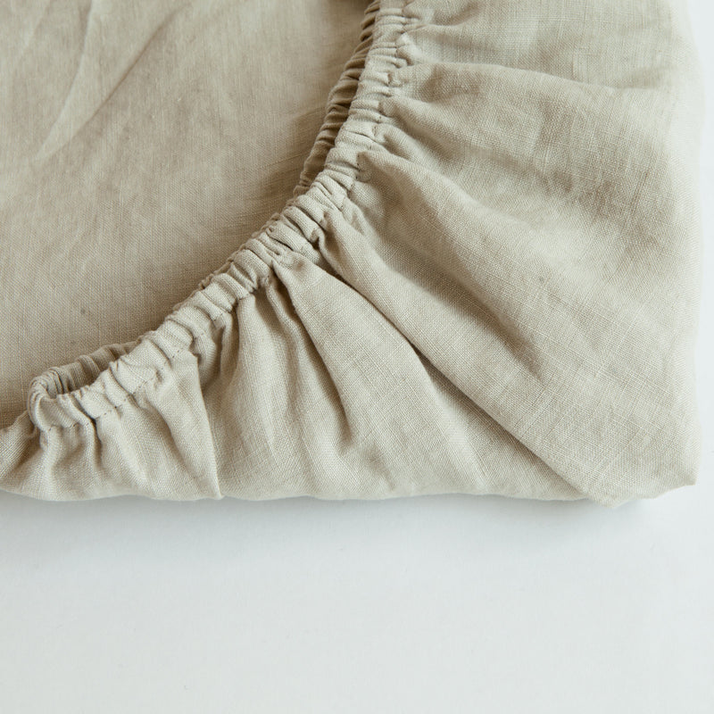 LINEN FITTED SHEET, STONE